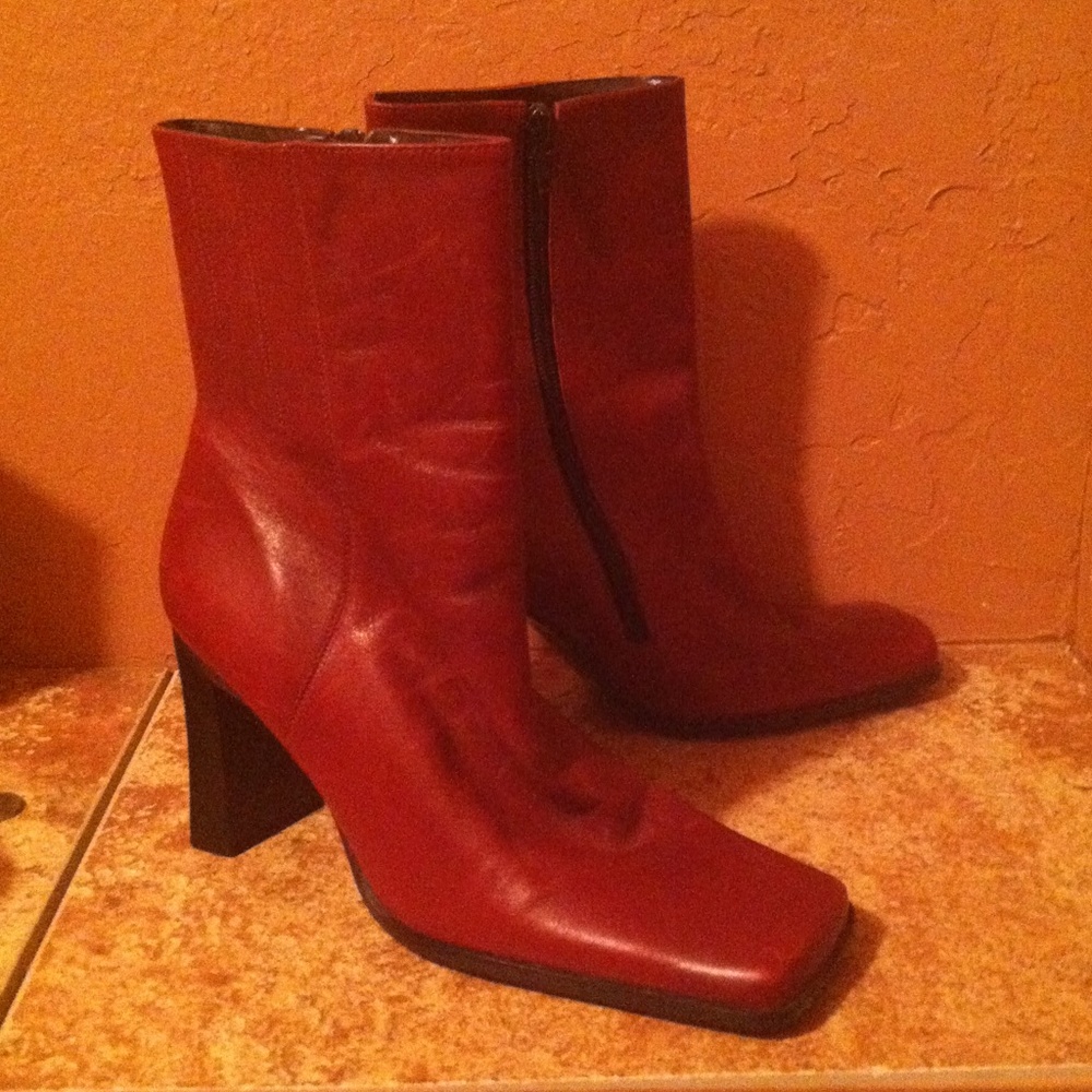 Nine West red leather boots